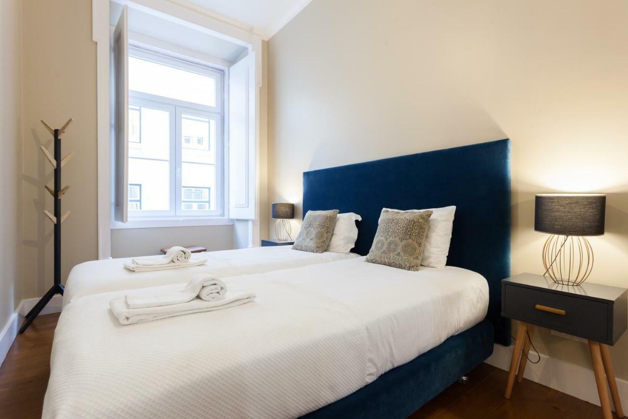Baixa Vintage Three-Bedroom Apartment - By Lu Holidays Lisboa Exterior foto