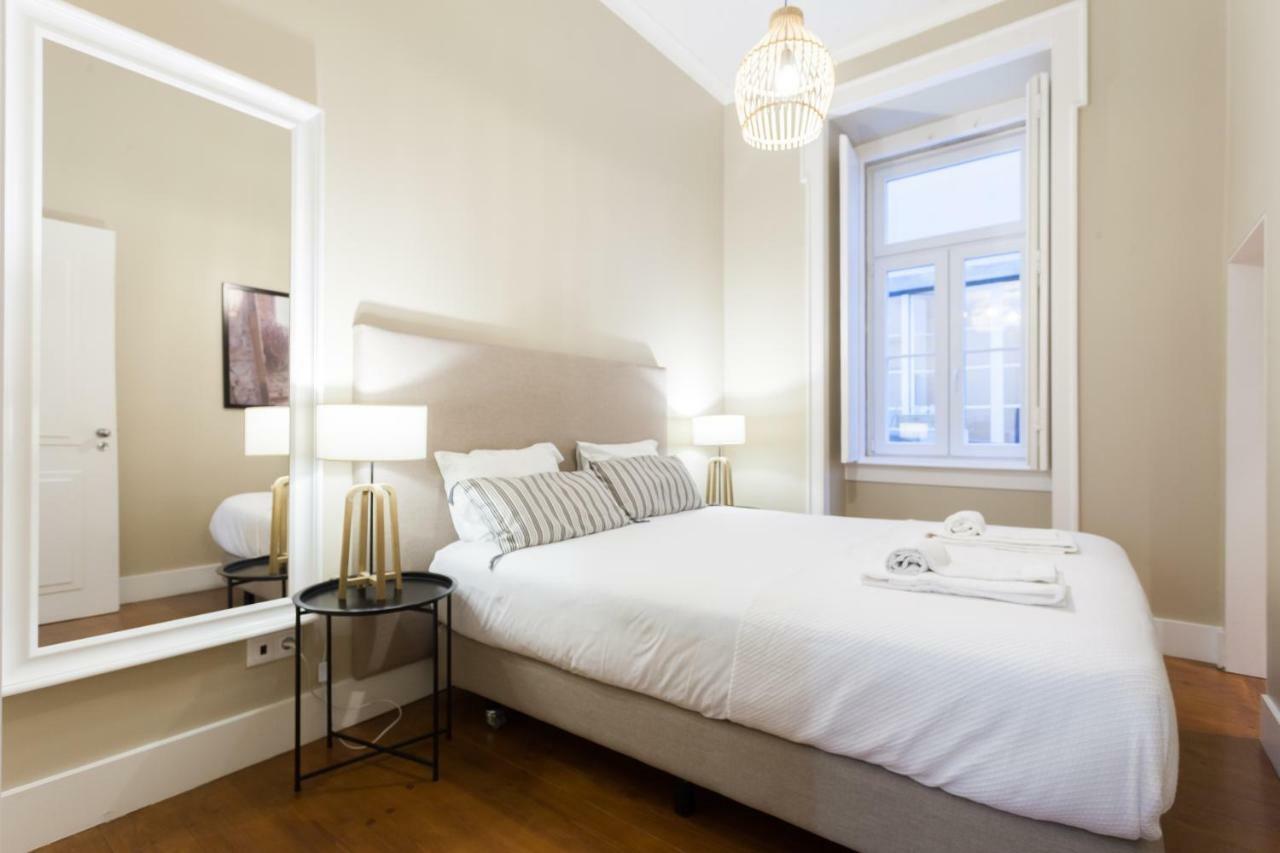 Baixa Vintage Three-Bedroom Apartment - By Lu Holidays Lisboa Exterior foto